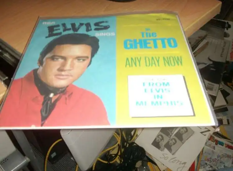 SINGLE ELVIS PRESLEY IN THE GHETTO ansehen