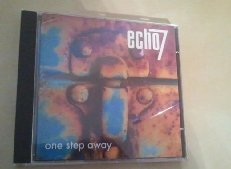 CD--ECHO7--ONE STEP AWAY----ALBUM ansehen