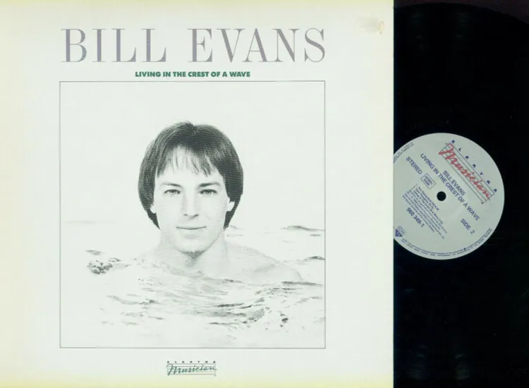 LP--Bill Evans  – living in the crest of a wave ansehen