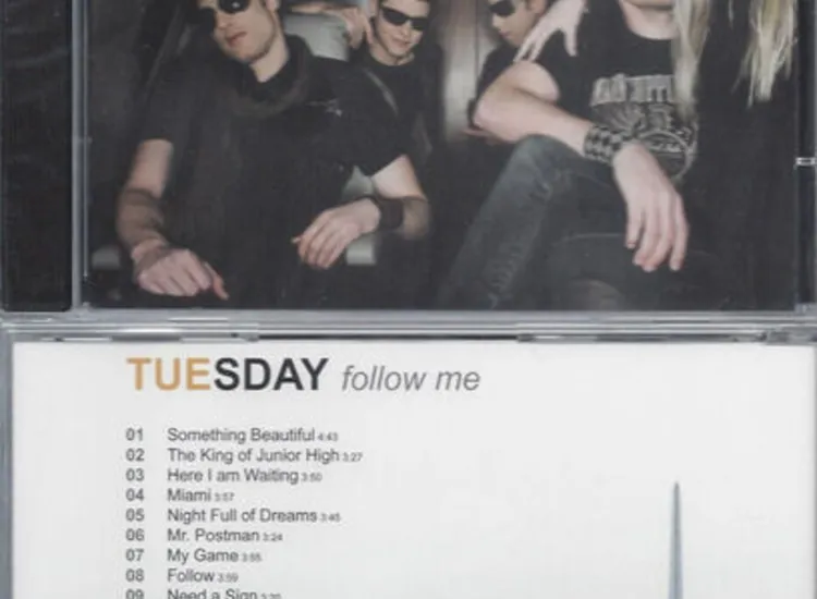 CD-- Tuesday - Follow Me ansehen