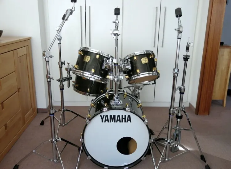 Yamaha Maple Custom Drumset 10, 12, 14, 20x16“ ansehen