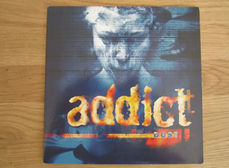 Single /  Addict – Dust    / UK    PRESS / ansehen