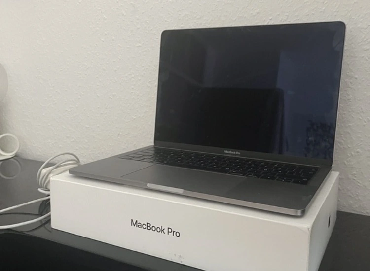 MacBook Pro 13 (2019) TouchBar ansehen