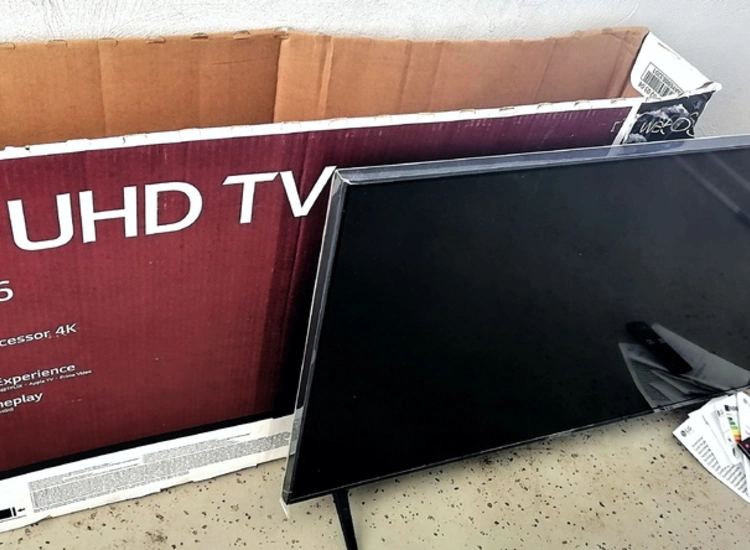 LG UHD Smart TV 43" ansehen