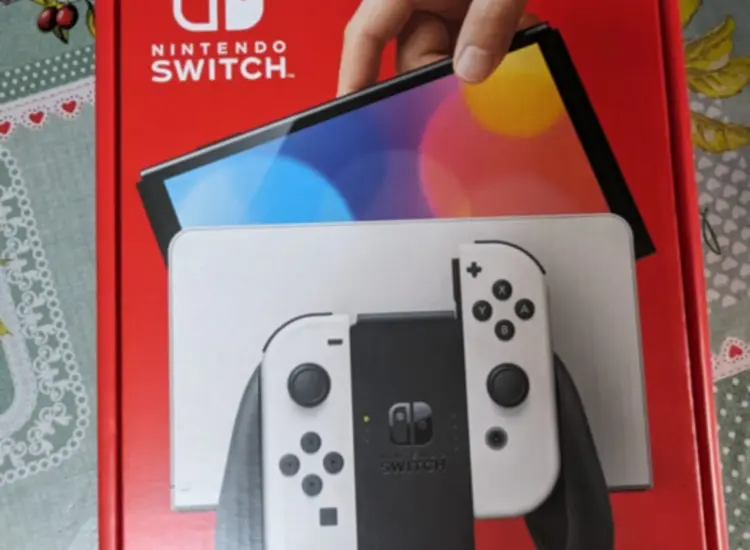 Nintendo Switch OLED  ansehen