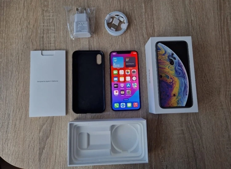 Apple iPhone Xs, Silver. 256GB - Excellente Zustand Wie Neuwertig !!! ansehen