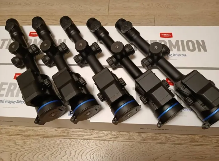 Pulsar THERMION 2 LRF XL50 , THERMION 2 LRF XP50 PRO, THERMION 2 LRF XG50,  Thermion 2 XP50 Pro, Pulsar Thermion Duo DXP50,  , PULSAR TRAIL 2 LRF XP50 , Pulsar Trail  LRF XP50,  Pulsar Talion XG35 , Talion XQ38,   Pulsar Merger LRF XP50, Pulsar Merger LRF ansehen