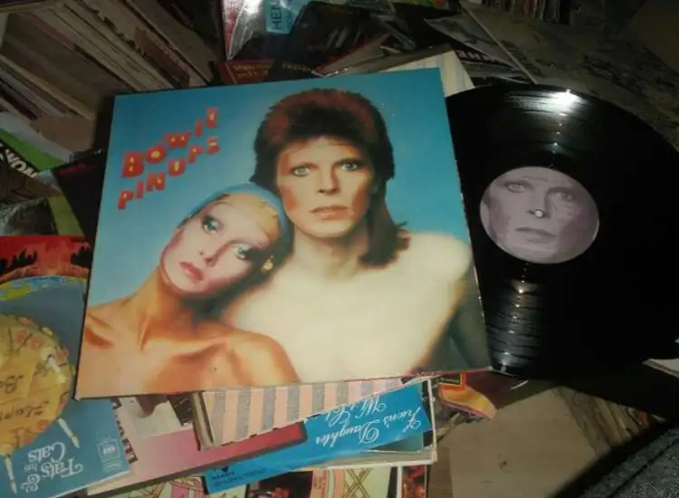 LP DAVID BOWIE PINUPS ansehen